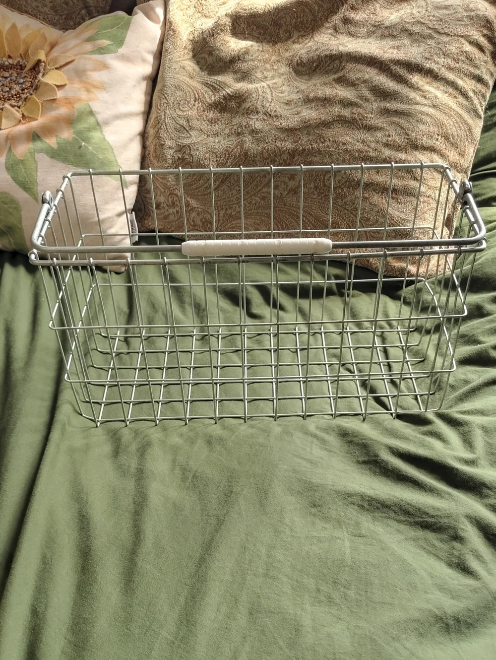 Vintage Farmhouse Metal Wire Milk Crate Or Locker Crate